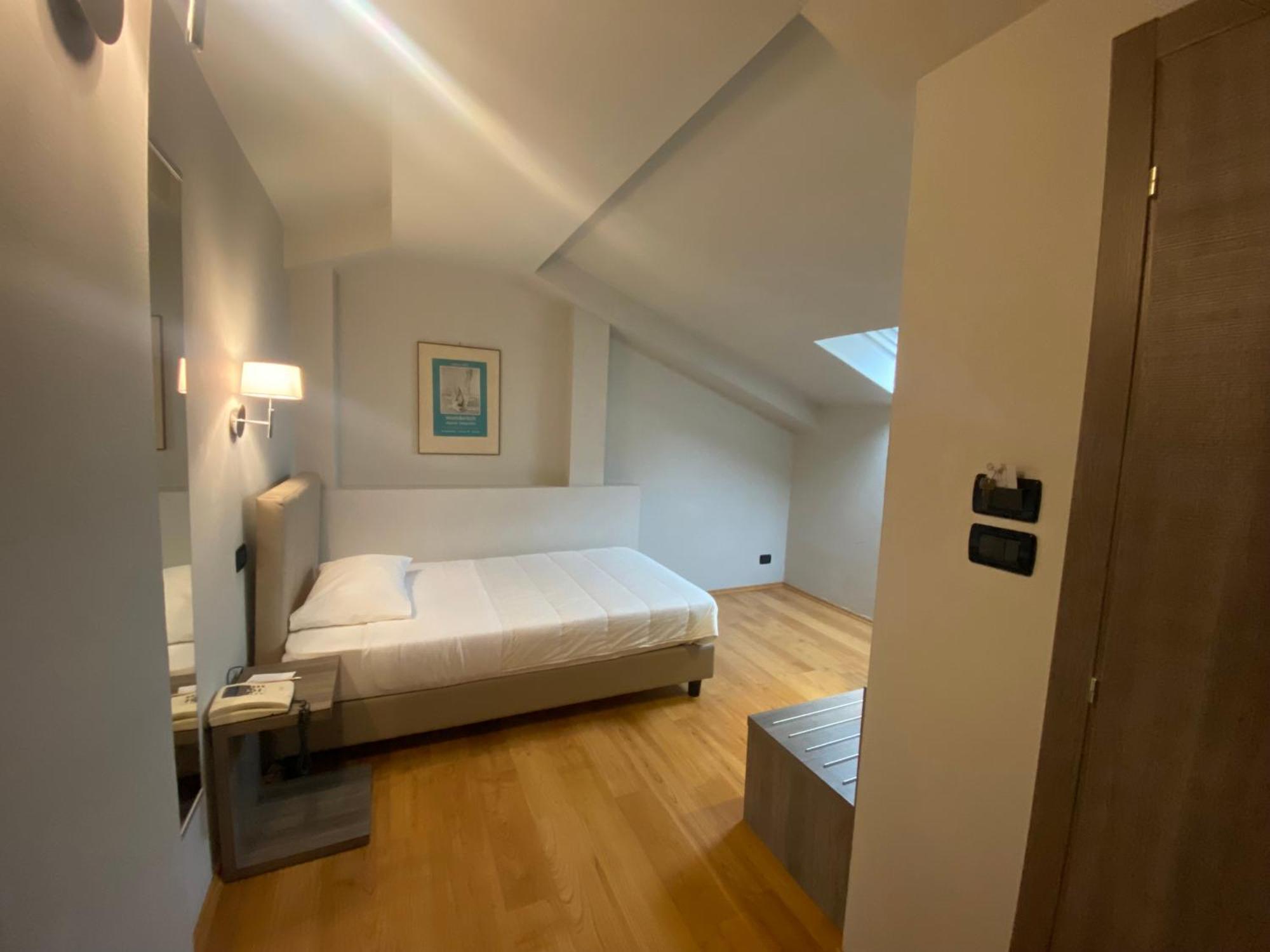 Jet Hotel Казелле-Торинезе Экстерьер фото
